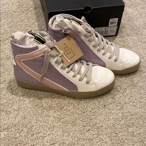 Shu Shop kids size 2 tennis shoes